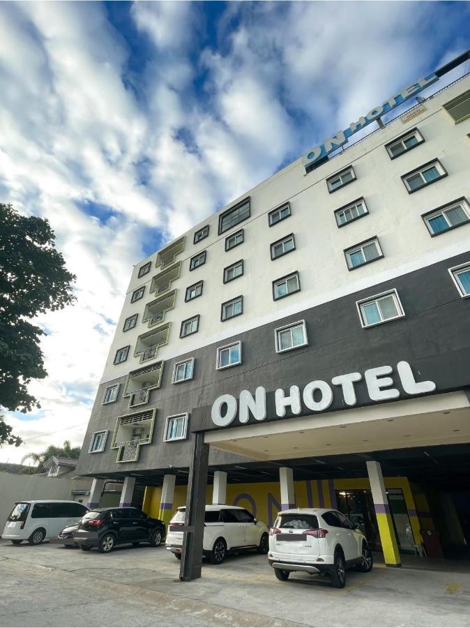 On Hotel Friendship آنغلوس المظهر الخارجي الصورة
